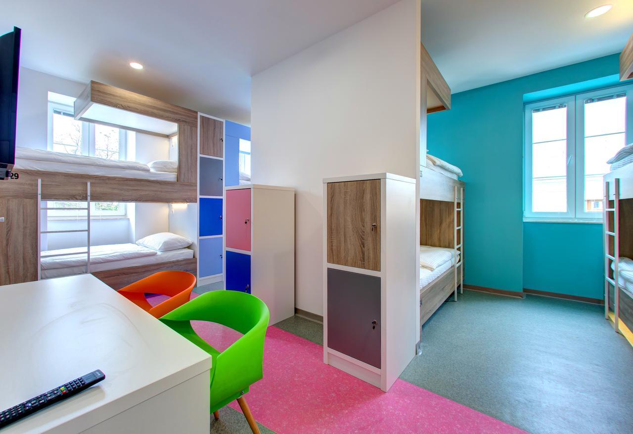 מוסטר Starmo Hostel מראה חיצוני תמונה