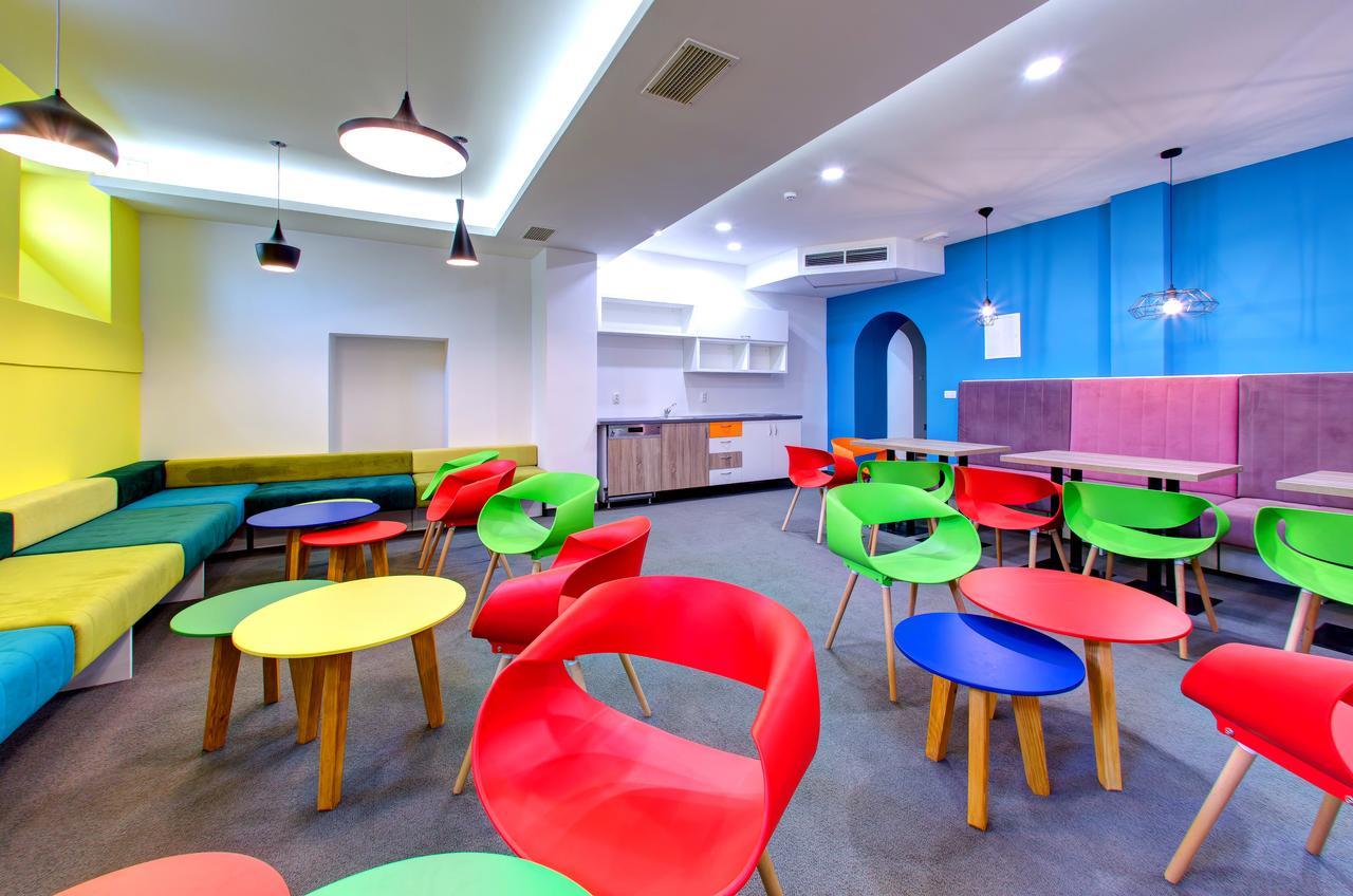 מוסטר Starmo Hostel מראה חיצוני תמונה